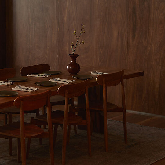 Interior photograph of Three Blue Ducks, Melbourne by Traianos Pakioufakis