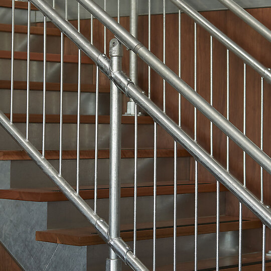 Interior photograph of Three Blue Ducks, Melbourne by Traianos Pakioufakis