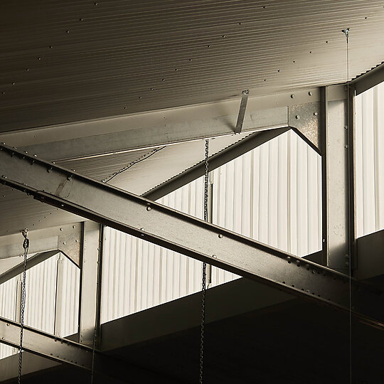 Interior photograph of Three Blue Ducks, Melbourne by Traianos Pakioufakis
