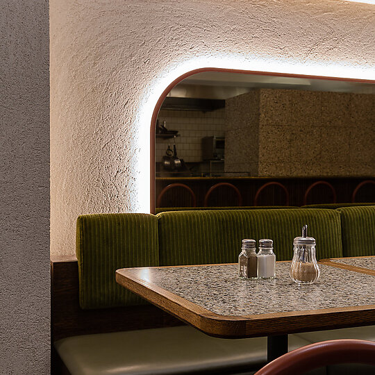 Interior photograph of Valentinas by Lucia Braham 