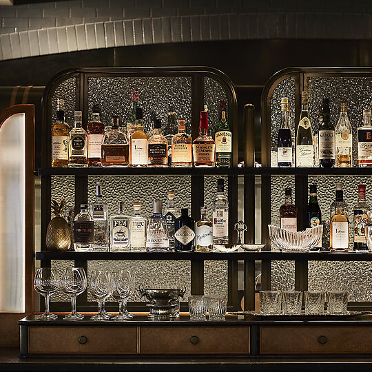 Interior photograph of Gimlet by Sharyn Cairns