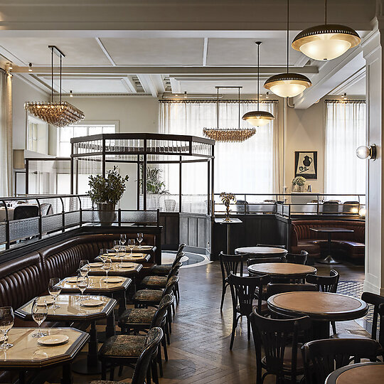 Interior photograph of Gimlet by Sharyn Cairns