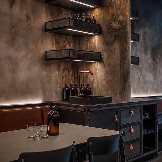 Interior photograph of Up In Smoke, Watergardens by Chris Murray