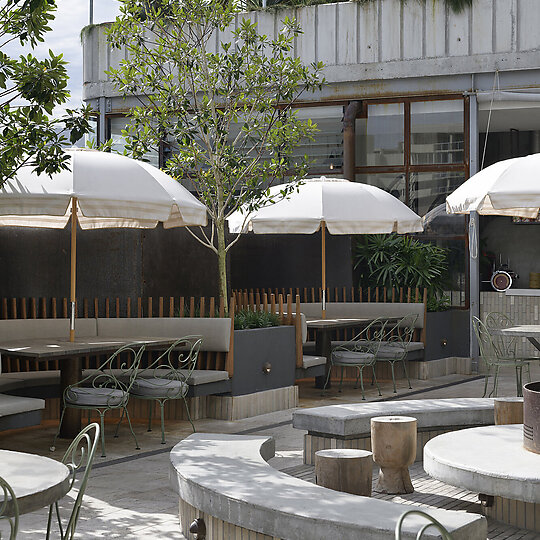 Interior photograph of Valley Hops Brewing by Mindi Cooke