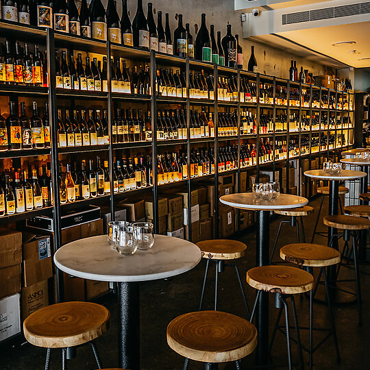 Interior photograph of Paski Vineria Popolare by Nikki To