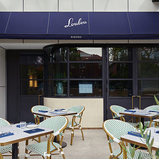 Interior photograph of LOULOU BISTRO, BOULANGERIE & TRAITEUR by Steve Woodburn