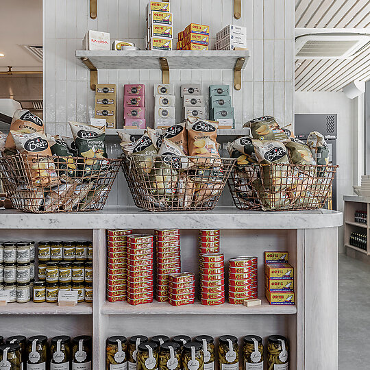 Interior photograph of LOULOU BISTRO, BOULANGERIE & TRAITEUR by William Labourier