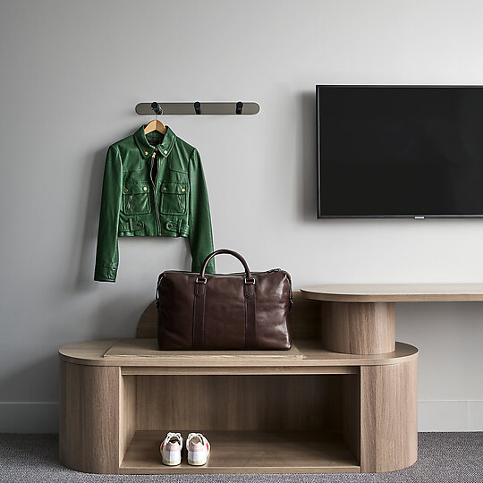 Interior photograph of Holiday Inn Werribee by Peter Clarke Photography