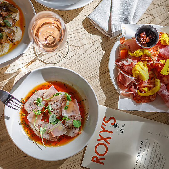 Interior photograph of Roxy's by Liz Keene