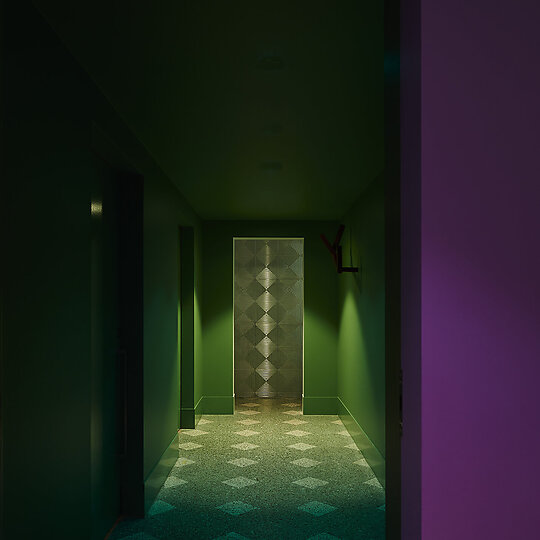 Interior photograph of Di Stasio Carlton by Peter Bennetts