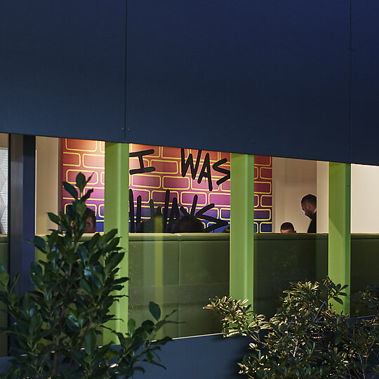 Interior photograph of Di Stasio Carlton by Peter Bennetts