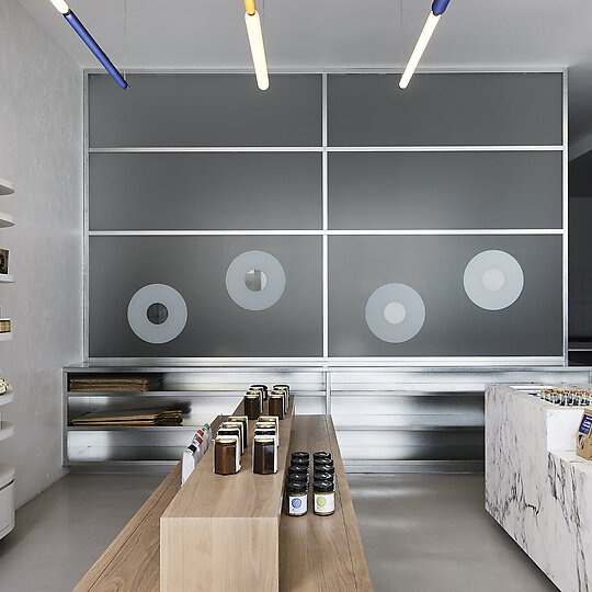 Interior photograph of Baker Bleu Hawksburn by Sharyn Cairns 