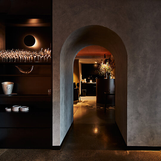Interior photograph of Restaurant Navi 2 by ED SLOAN