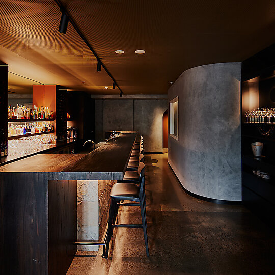 Interior photograph of Restaurant Navi 2 by ED SLOAN