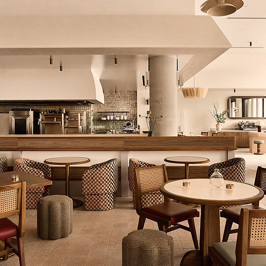 Interior photograph of LiTO, Mondrian Gold Coast by Alicia Taylor