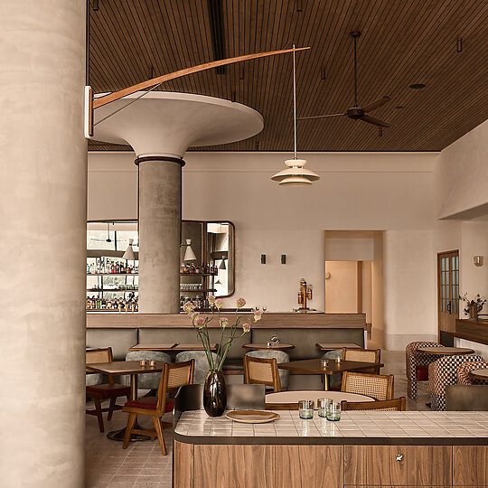 Interior photograph of LiTO, Mondrian Gold Coast by Alicia Taylor