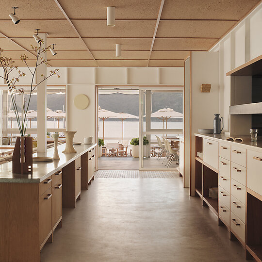 Interior photograph of The Joey by Dave Wheeler