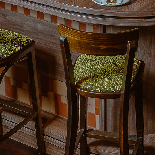 Interior photograph of Elio's Place by Duncan Jacob