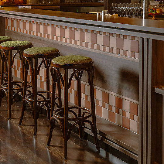Interior photograph of Elio's Place by Duncan Jacob