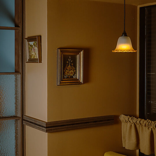 Interior photograph of Elio's Place by Duncan Jacob